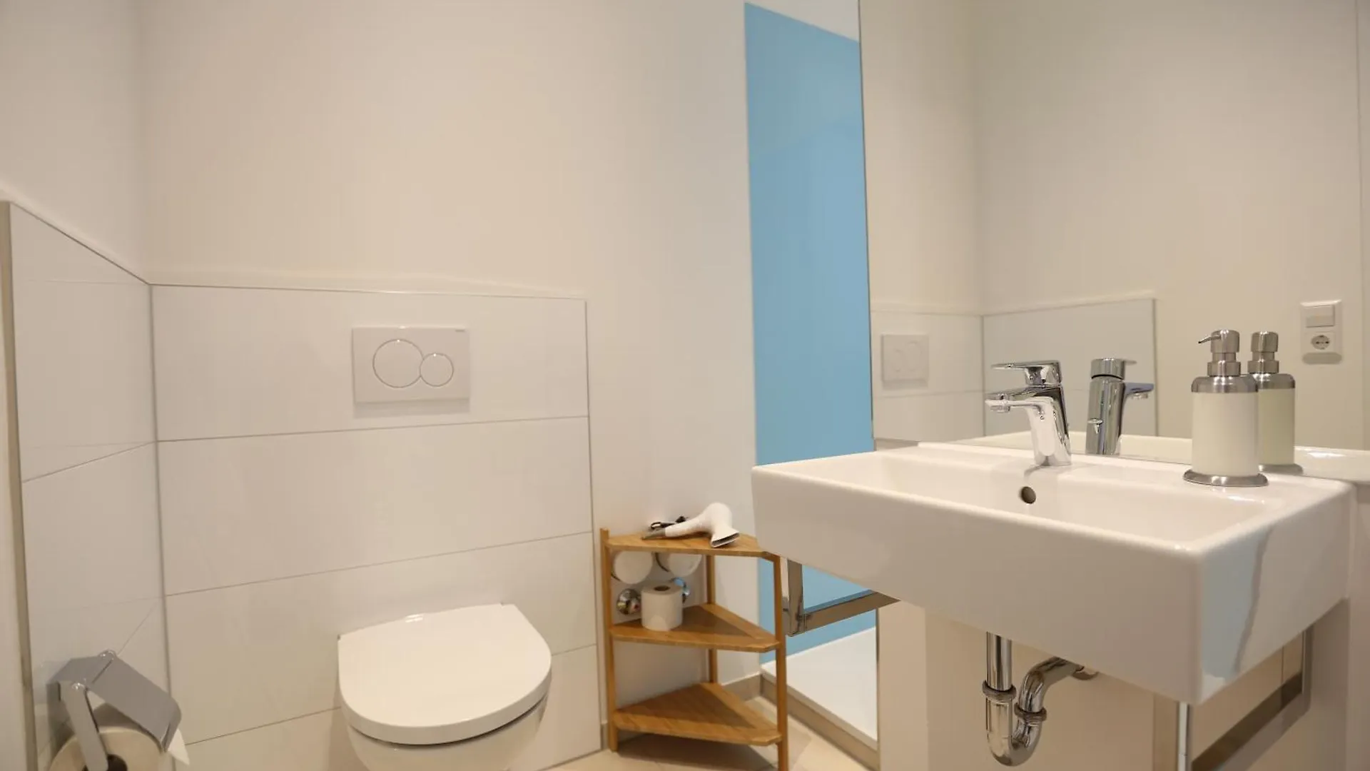 Louis & Louise Apartments Neustadt I Digital Check In Brema 0*,  Germania
